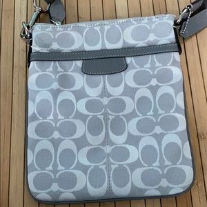 BRAND NEW COACH PURSE